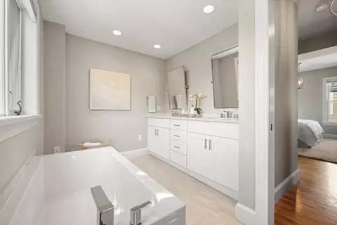 Bath - 663 E 5th # A, Boston, MA 02127 photo 4 of 6