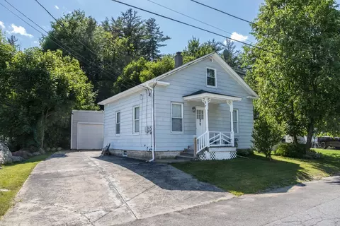 80 Whittemore St, Fitchburg, MA 01420