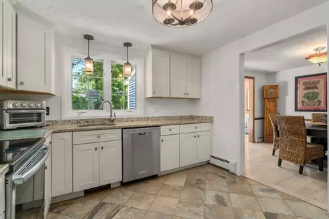 Kitchen - 15 Mockingbird Ln, Maynard, MA 01754 photo 2 of 3