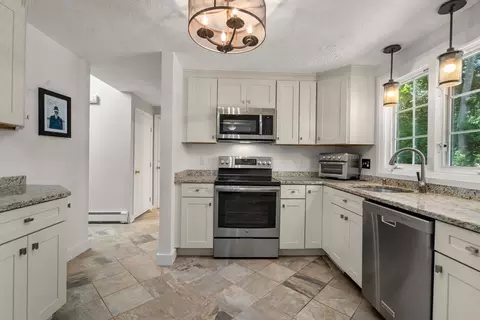 Kitchen - 15 Mockingbird Ln, Maynard, MA 01754 photo 1 of 3