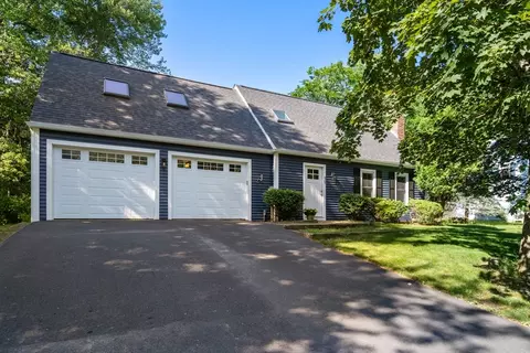 Exterior - 15 Mockingbird Ln, Maynard, MA 01754 photo 2 of 7
