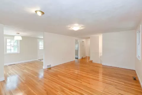 3 Sumner St, Canton, MA 02021 photo 17