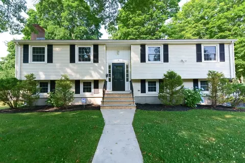 3 Sumner St, Canton, MA 02021