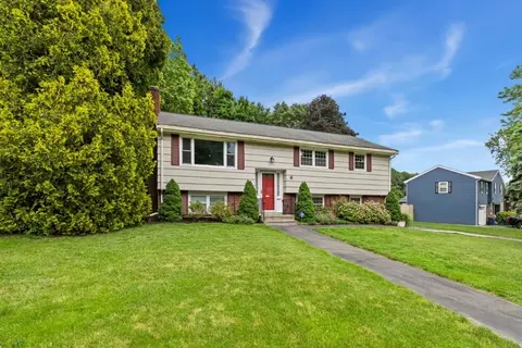 6 Larrabee, Peabody, MA 01960