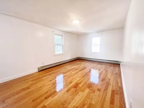 68 Maple St, Melrose, MA 02176 photo 35