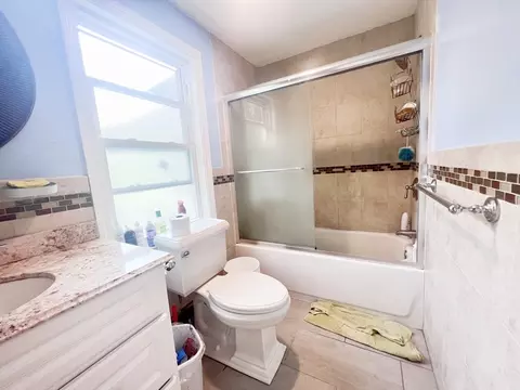 68 Maple St, Melrose, MA 02176 photo 30