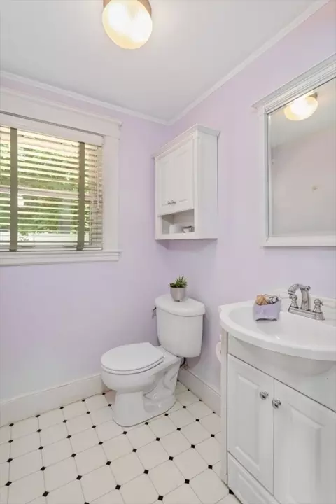 16 Temple St, Reading, MA 01867 photo 19