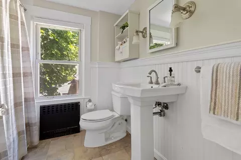 16 Temple St, Reading, MA 01867 photo 30