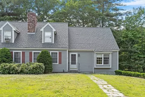 58 Peabody Rd #B, Shirley, MA 01464