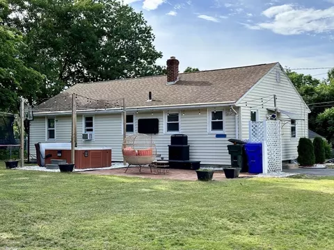 Exterior - 87 Mayfield St, Springfield, MA 01108 photo 3 of 6