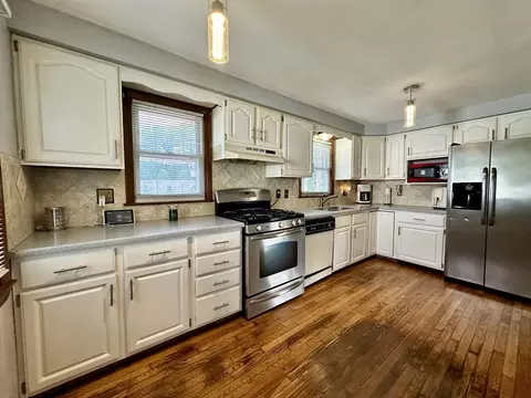 Kitchen - 87 Mayfield St, Springfield, MA 01108 photo 1 of 2