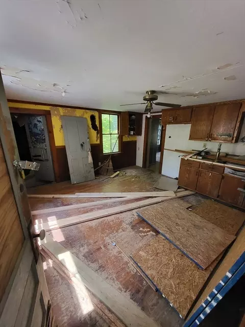 217 Spring St, Athol, MA 01331 photo 7