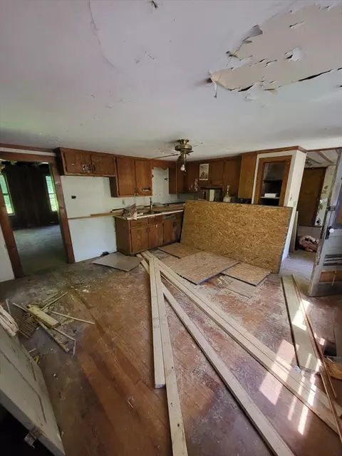 217 Spring St, Athol, MA 01331 photo 9