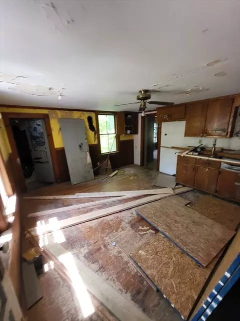 217 Spring St, Athol, MA 01331 photo 8