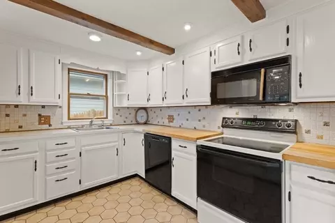 17 Bayview Rd, Marblehead, MA 01945 photo 12