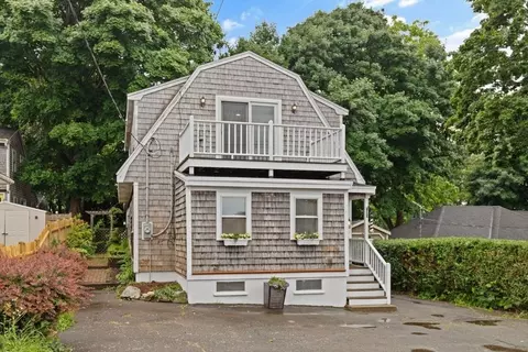 17 Bayview Rd, Marblehead, MA 01945