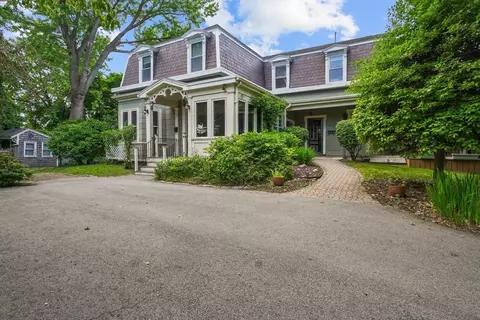 55 Caldwell St, Weymouth, MA 02191