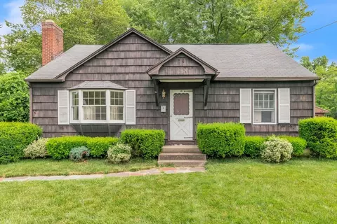 14 Hanward Hl, East Longmeadow, MA 01028