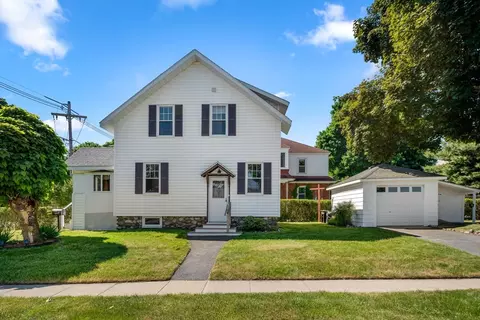 62 Margin St, Peabody, MA 01960