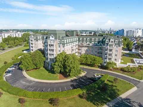 100 Marina Dr #315, Quincy, MA 02171