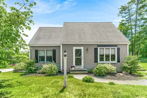 27 Andrews Farm Rd # A, Boxford, MA 01921