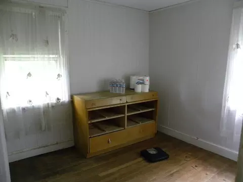 Bedroom - 7 Webster Rd, Ashland, MA 01721 photo 3 of 3