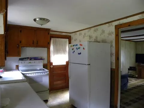 Kitchen - 7 Webster Rd, Ashland, MA 01721 photo 4 of 4