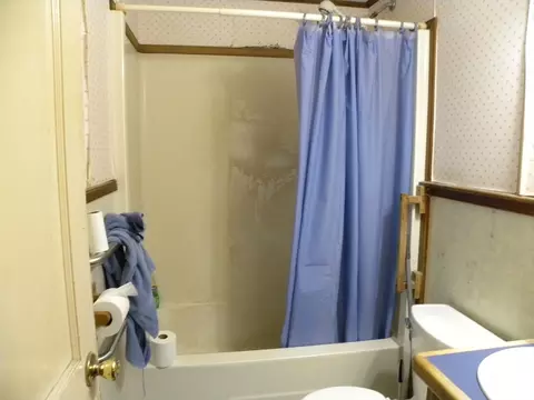 Bath - 7 Webster Rd, Ashland, MA 01721 photo 1 of 1