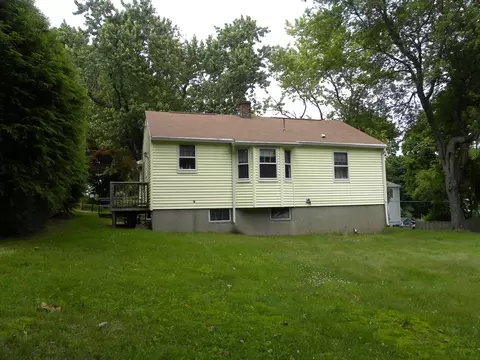 Exterior - 7 Webster Rd, Ashland, MA 01721 photo 3 of 9