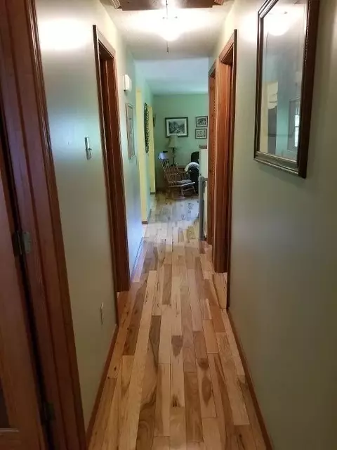 Entry Way - 291 Crouch Rd, Warren, MA 01083 photo 1 of 1