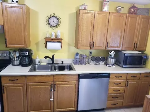 Kitchen - 291 Crouch Rd, Warren, MA 01083 photo 2 of 2