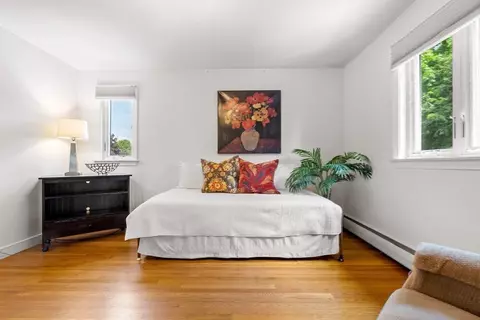 Bedroom - 16 Sheldon Rd, Marblehead, MA 01945 photo 4 of 6