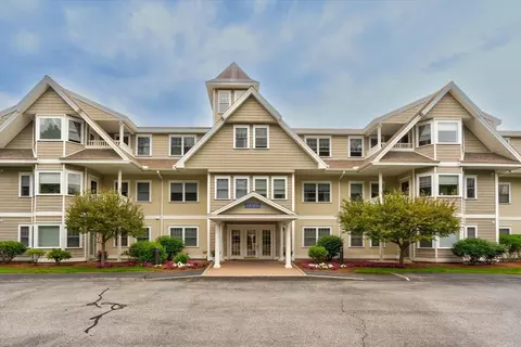 5 Mission Rd #306, Chelmsford, MA 01863