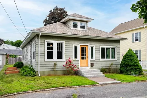 58 Highland St, Clinton, MA 01510