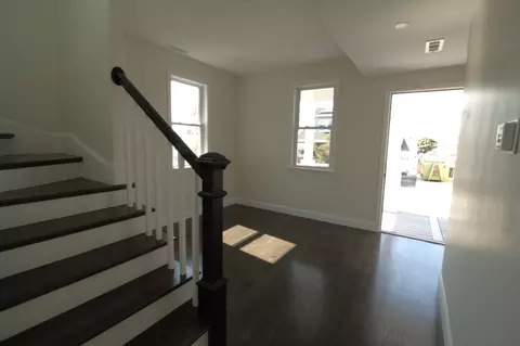 57 Windsor St, Everett, MA 02149 photo 3