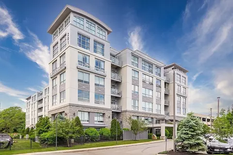201 Elliott St #507, Beverly, MA 01915