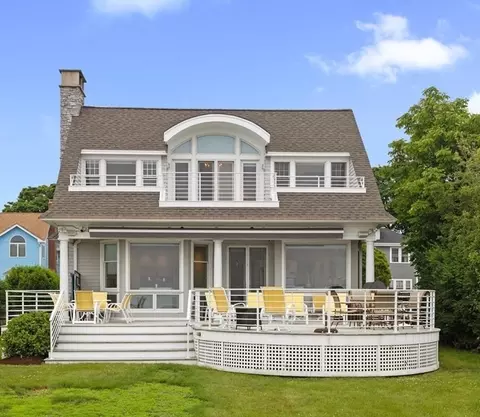71 Puritan Rd, Swampscott, MA 01907