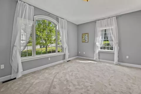 39 Regency Dr, Dracut, MA 01826 photo 19