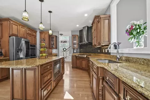 39 Regency Dr, Dracut, MA 01826 photo 12