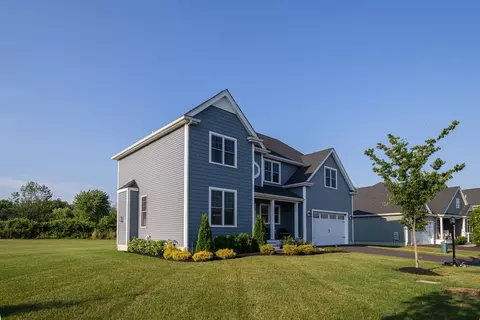 48 Pratt Ave, Bridgewater, MA 02324