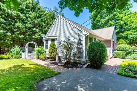43 Ships Lantern Dr, Mashpee, MA 02649 photo 34