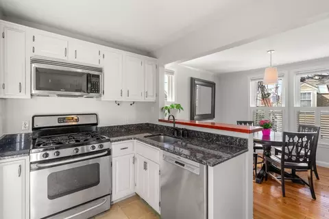 74 Sullivan St #74, Boston, MA 02129