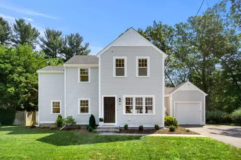 37 Sylvan Ave, Chelmsford, MA 01824