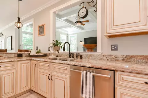 15 River St, Upton, MA 01568 photo 12