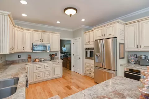 15 River St, Upton, MA 01568 photo 15