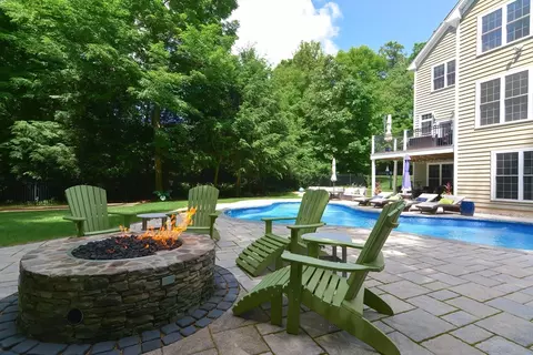15 River St, Upton, MA 01568 photo 7