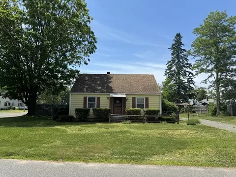 140 Rosemary Dr, Springfield, MA 01119