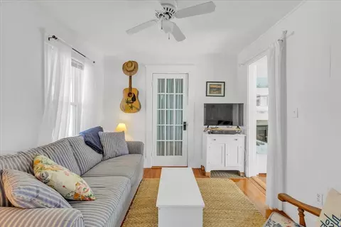 46 J St, Hull, MA 02045 photo 12
