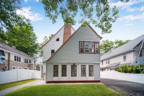 Exterior - 150-152 Leyfred Ter, Springfield, MA 01108 photo 7 of 7