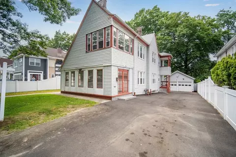 Exterior - 150-152 Leyfred Ter, Springfield, MA 01108 photo 2 of 7